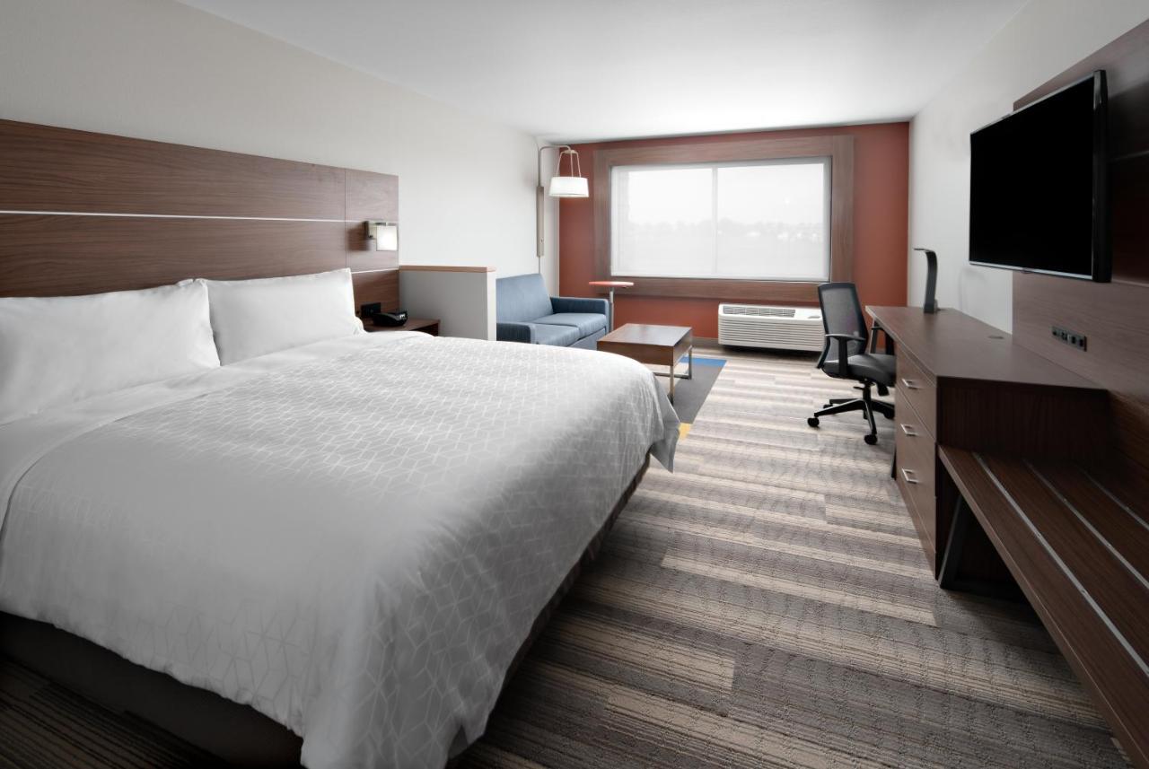 Holiday Inn Express & Suites - Elkhorn - Lake Geneva Area By Ihg Esterno foto