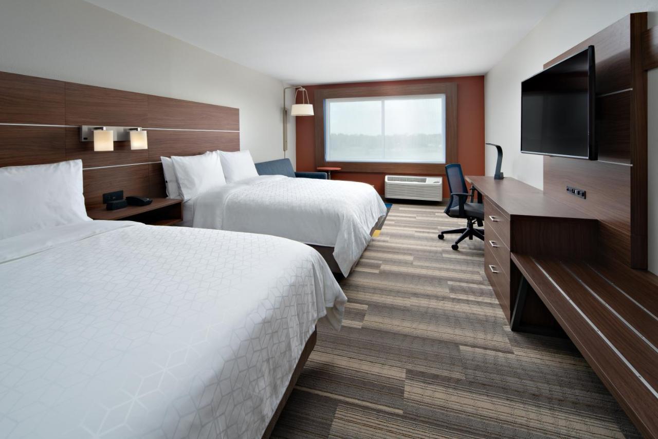 Holiday Inn Express & Suites - Elkhorn - Lake Geneva Area By Ihg Esterno foto